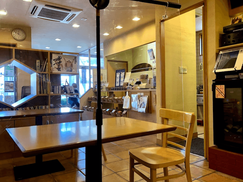 相模原市中央区の駐車場付きカフェ「コーヒーカンタータ」