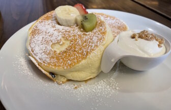 相模原市中央区にあるカフェ・喫茶レストラン「高倉町珈琲店」の高倉町リコッタパンケーキ